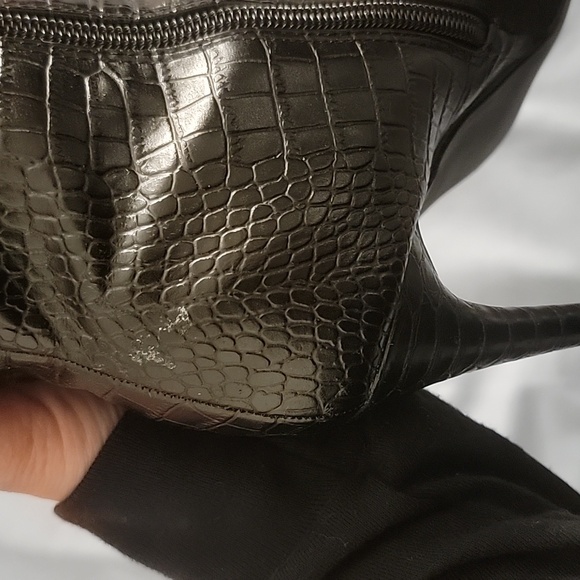 Boots - Picture 10 of 10